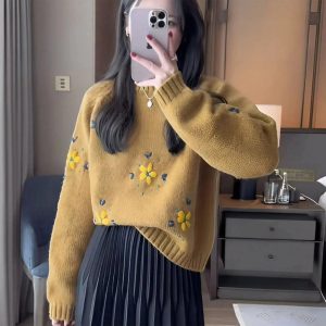 Fall Daisy Daydream Knit Sweater: Perfect for Casual Outfits & Layering