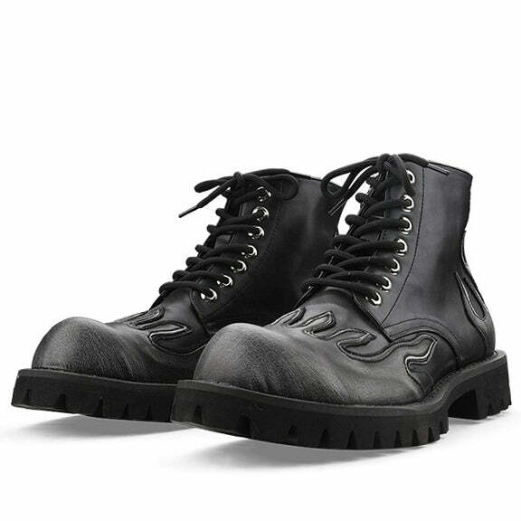 Feel The Burn Combat Boots: Perfect for Concerts, Casual Outfits