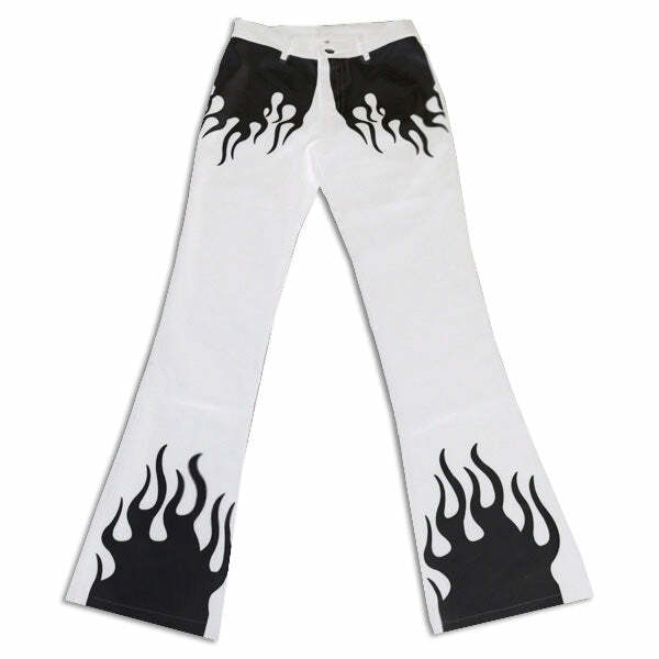 Flamin' Flared Trousers: Trendy Outfit Ideas for Concerts & Casual Outings