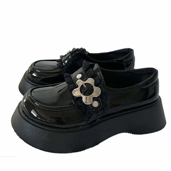 Flower Buckle Chunky Platforms: Perfect for Concerts, Spring Outfits