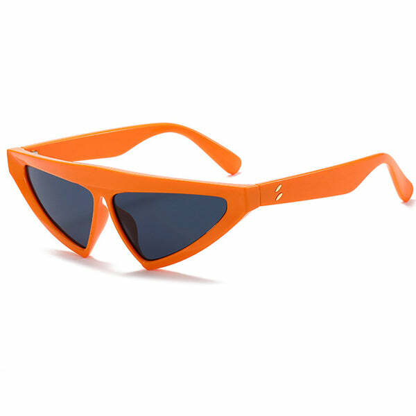 Future World Triangle Sunglasses: Trendy Accessories for Stylish Outfits