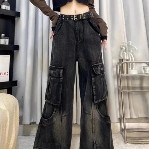 Gothic Cargo Flare Jeans: Trendy Outfit Ideas for Concerts & Casual Wear