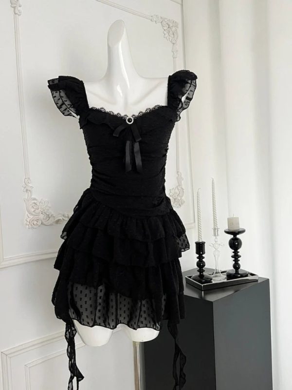 Gothic Lace Tiered Mini Dress: Perfect for Concerts, Dates & Spring Outfits