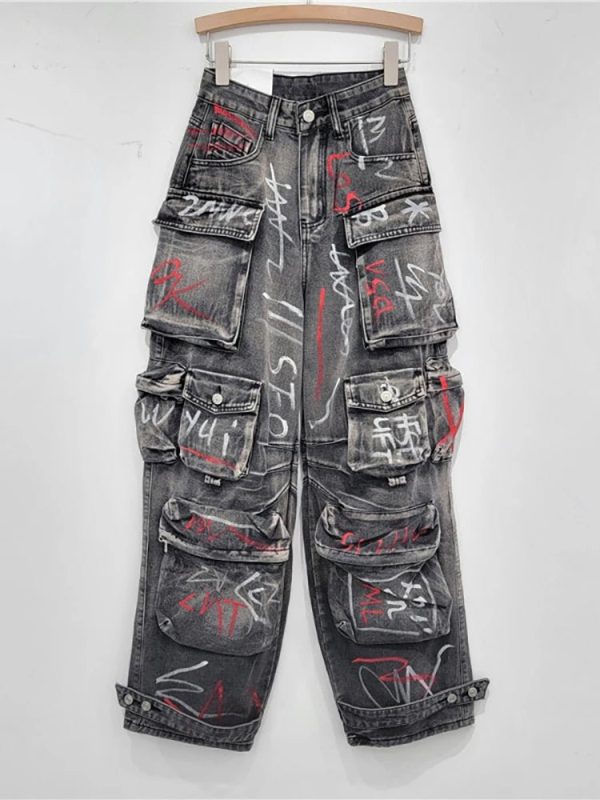 Graffiti Riot Cargo Jeans: Trendy Outfit Ideas for Casual & Concert Looks