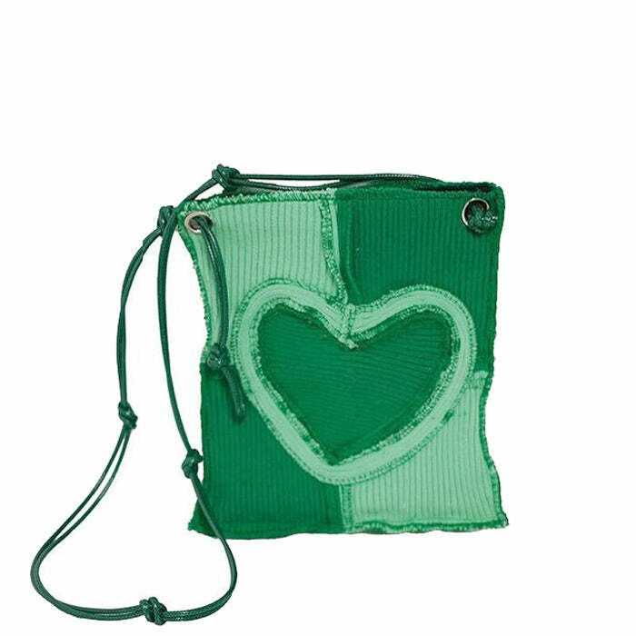 Heart Patchwork Purse: Perfect for Concert Outfits & Casual Spring Looks