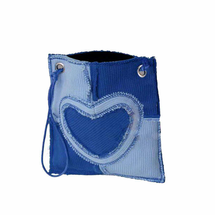 Heart Patchwork Purse: Perfect for Concert Outfits & Casual Spring Looks