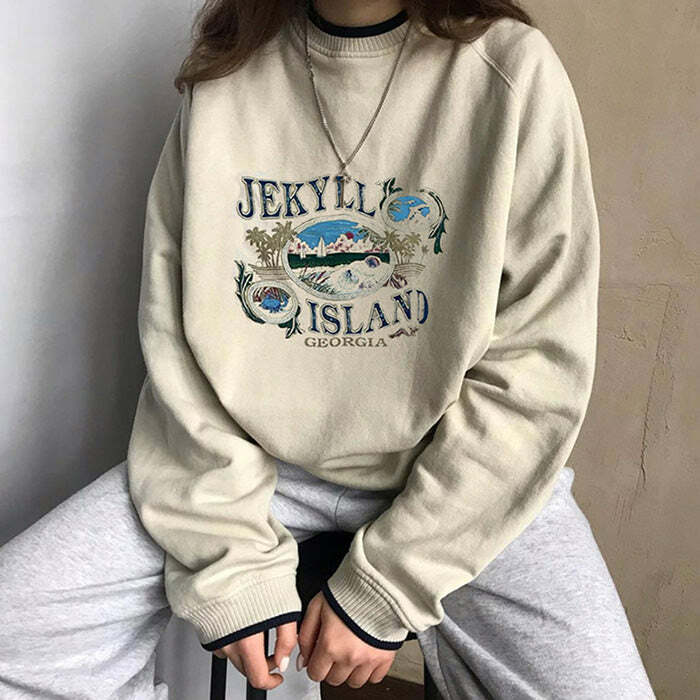 Jekyll Island Sweatshirt: Trendy Outfit Ideas for Casual Spring Looks