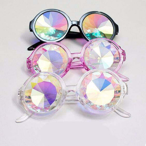 Kaleidoscope Sunglasses: Trendy Accessories for Concerts & Spring Outfits