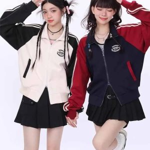 Kawaii Twin Track Jackets: Trendy Outfit Ideas for Spring & Beyond