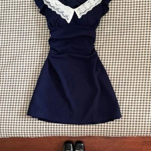 Lace-Trimmed Vintage Doll Dress: Perfect for Prom, Concerts & Date Nights