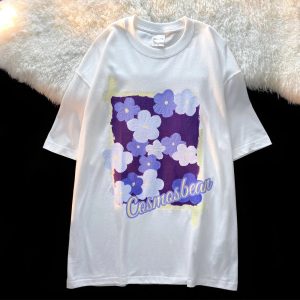 Lavender Blossom Graphic T-Shirt: Trendy Outfit Ideas for Every Occasion