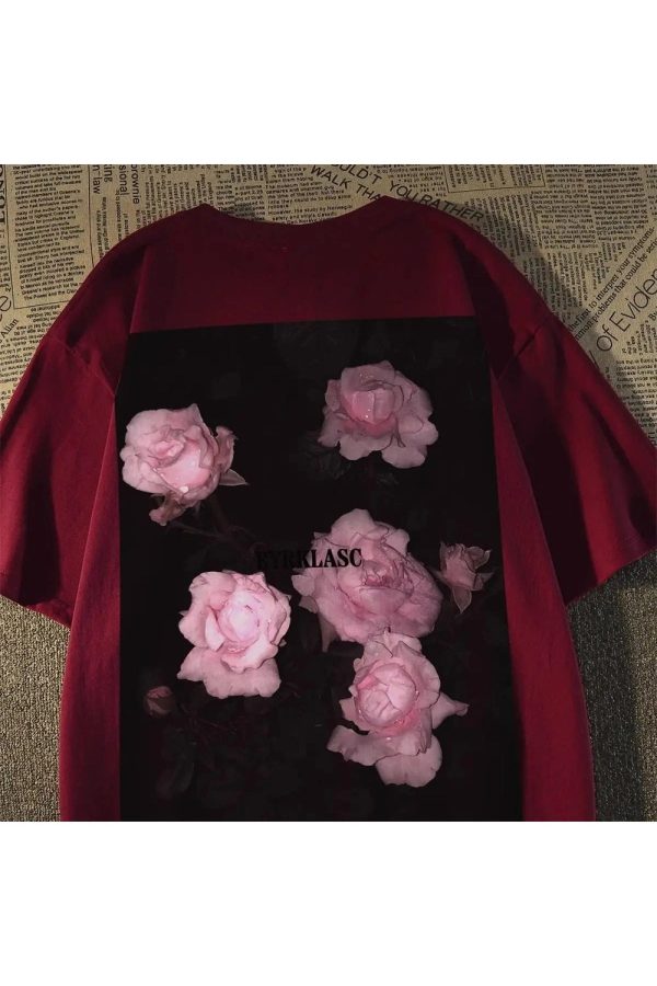 Midnight Bloom Graphic T-Shirt: Trendy Outfit Ideas for Every Occasion