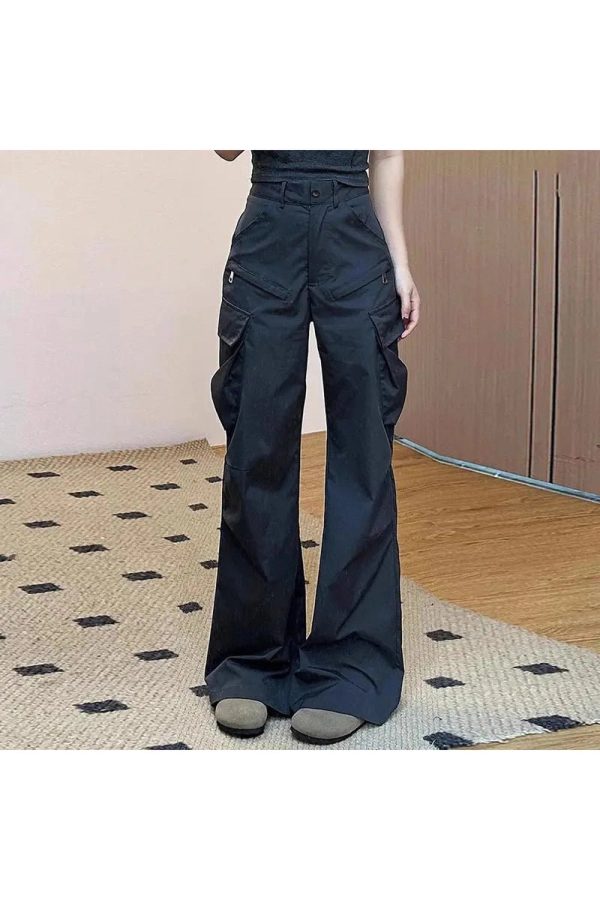 Midnight Cargo Flare Pants: Trendy Outfit Ideas for Every Occasion