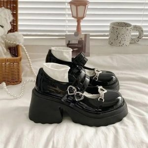 Midnight Heart Chain Platform Shoes for Stunning Outfits & Concert Looks