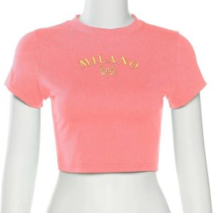 Milano Crest Cropped Top: Trendy Outfit Ideas for Spring & Beyond