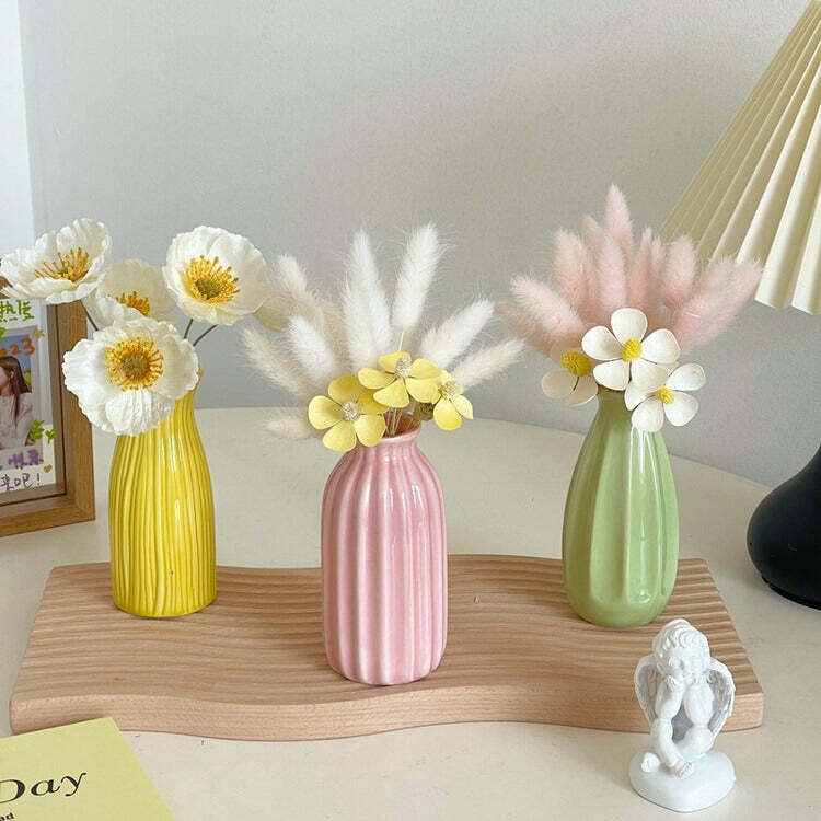 Minimalist Aesthetic Pastel Flower Vase for Stylish Home Decor Outfits