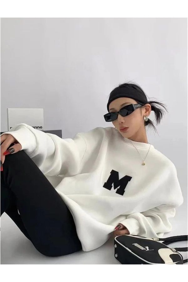 Monochrome Varsity M Oversized Sweatshirt: Trendy Outfit Ideas & Styles