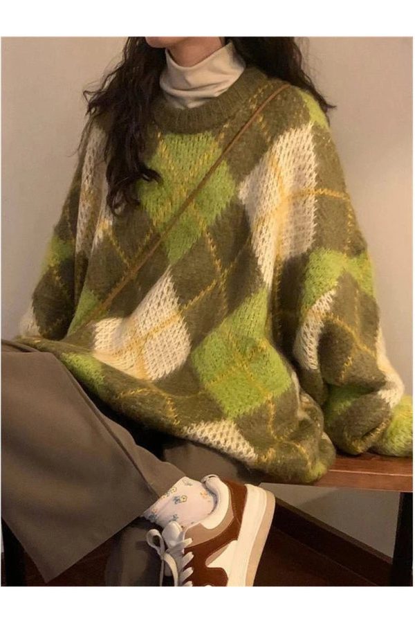 Mossy Plaid Oversized Sweater: Perfect for Spring Outfits & Casual Looks