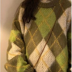 Mossy Plaid Oversized Sweater: Perfect for Spring Outfits & Casual Looks