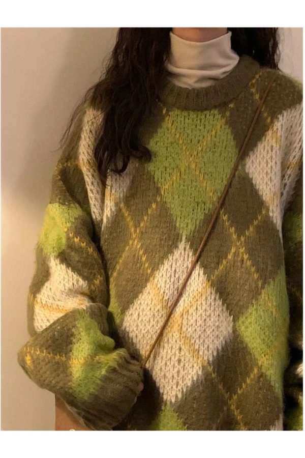 Mossy Plaid Oversized Sweater: Perfect for Spring Outfits & Casual Looks