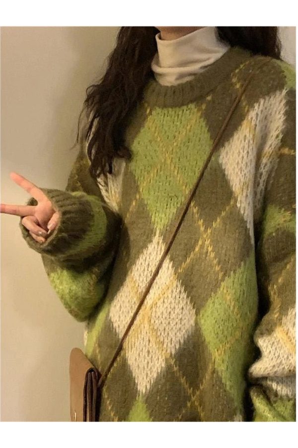 Mossy Plaid Oversized Sweater: Perfect for Spring Outfits & Casual Looks