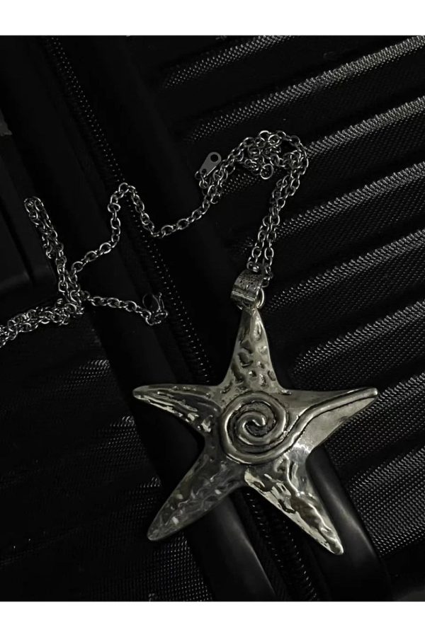 Ocean Spiral Star Pendant Necklace - Perfect for Concerts & Casual Outfits