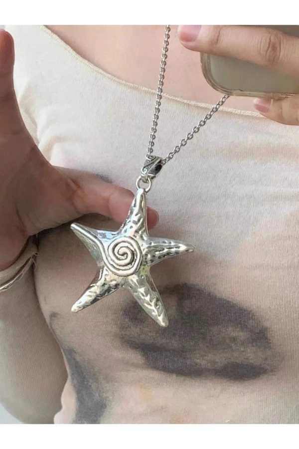 Ocean Spiral Star Pendant Necklace - Perfect for Concerts & Casual Outfits