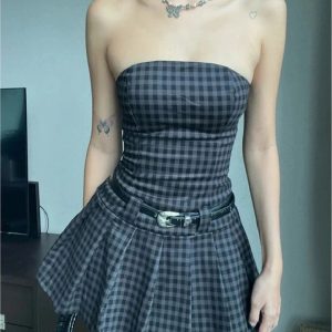 Plaid Strapless Skater Dress: Perfect for Spring Outfits & Date Nights