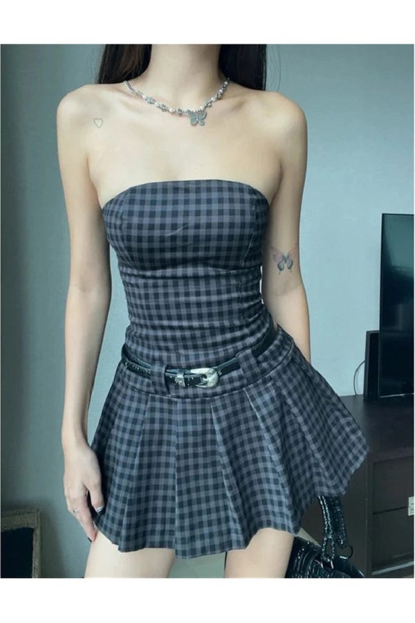 Plaid Strapless Skater Dress: Perfect for Spring Outfits & Date Nights