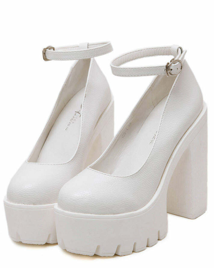 Platform Heeled Sandals - Cute 2000s Outfits, Y2K Fashion Inspiration