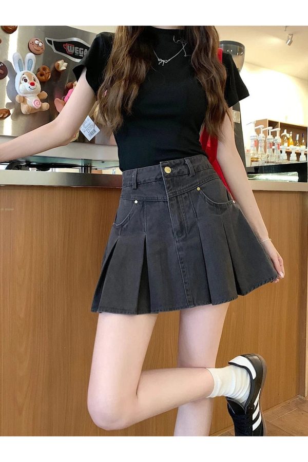 Pleated High-Waisted Denim Skirt - Cute 2000s Outfits & Y2K Fashion