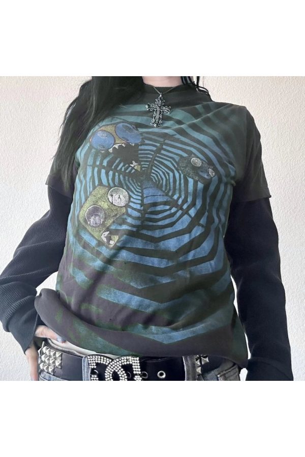 Psychedelic Spiral Graphic T-Shirt: Trendy Outfit Ideas for Every Occasion