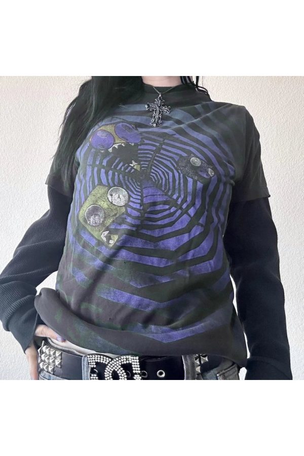 Psychedelic Spiral Graphic T-Shirt: Trendy Outfit Ideas for Every Occasion