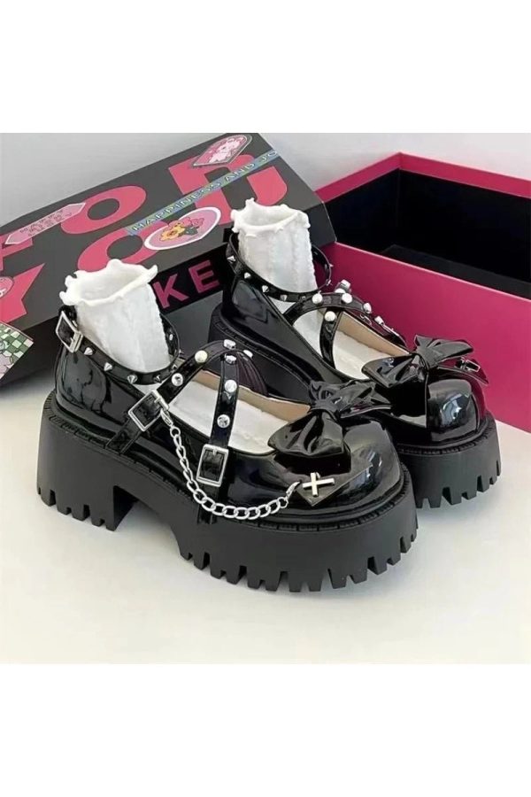 Punk Princess Platform Shoes: Perfect for Concerts, Outfits!