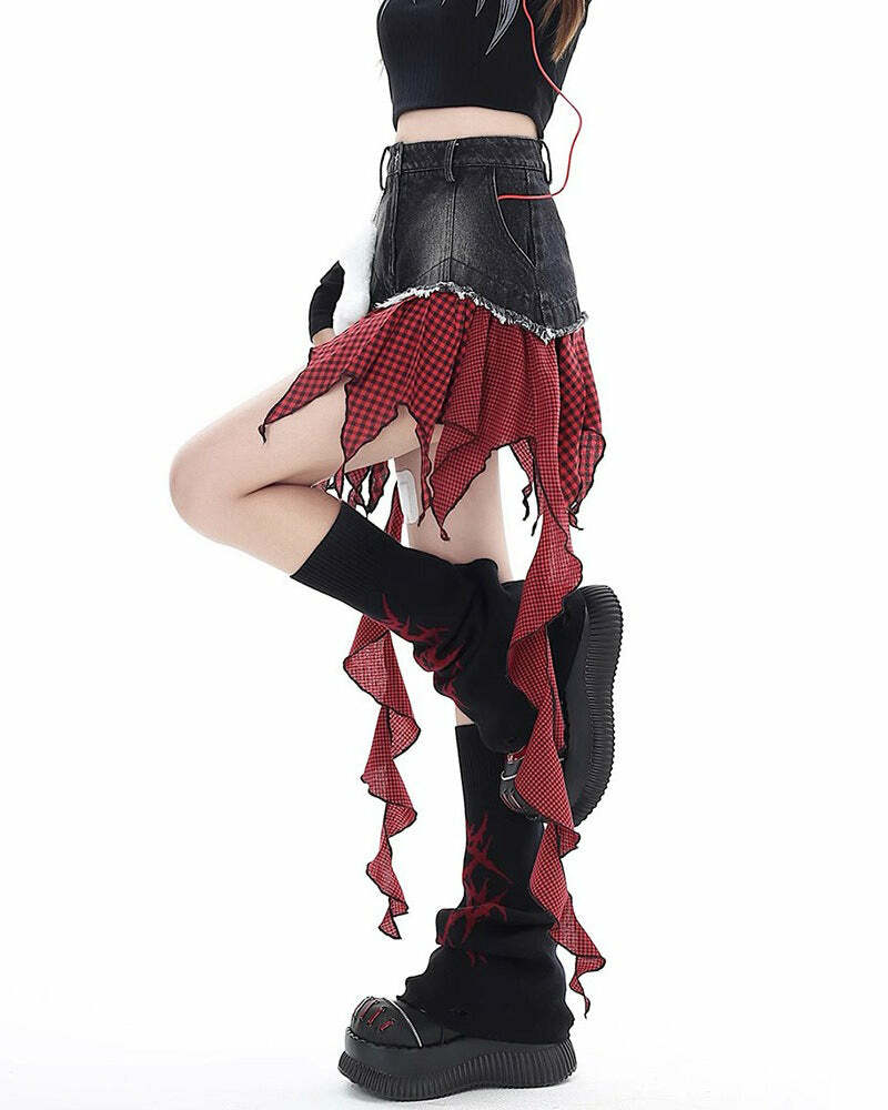 Punk Rock Layered Patchwork Skirt: Edgy Outfit Ideas for Concerts