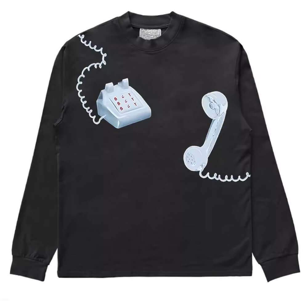 Retro Aesthetic Sweatshirt: Y2K Outfit Ideas for Concerts & Casual Days