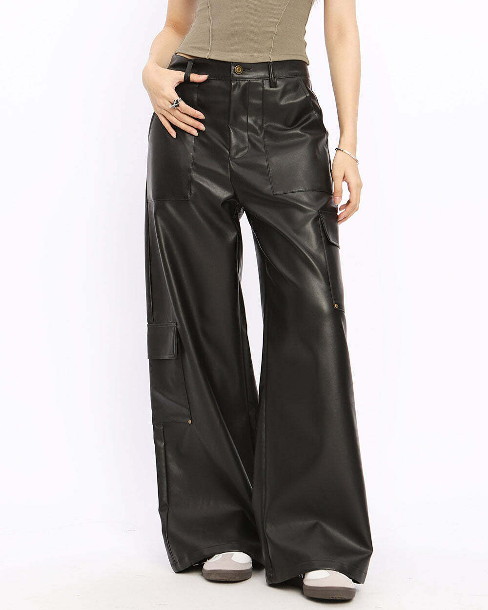 Rock The Scen Leather Trousers: Trendy Outfit Ideas for Every Occasion