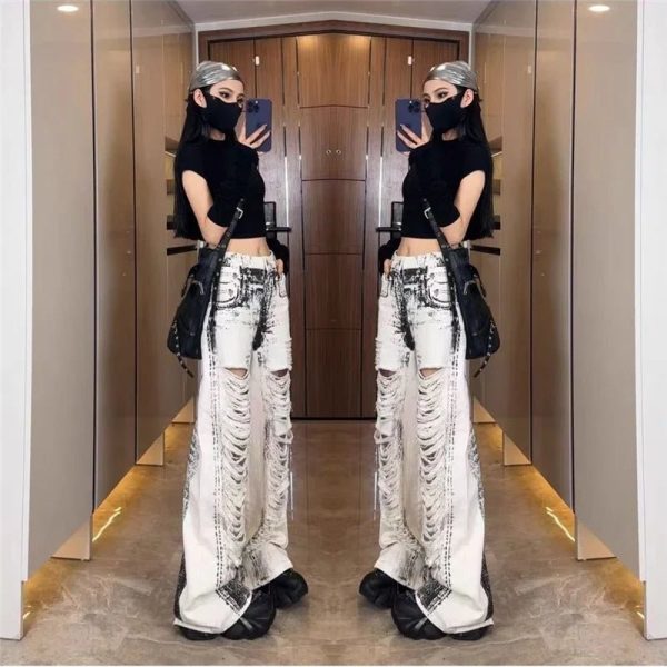 Shattered Chaos Ripped Jeans: Trendy Outfit Ideas for Every Occasion