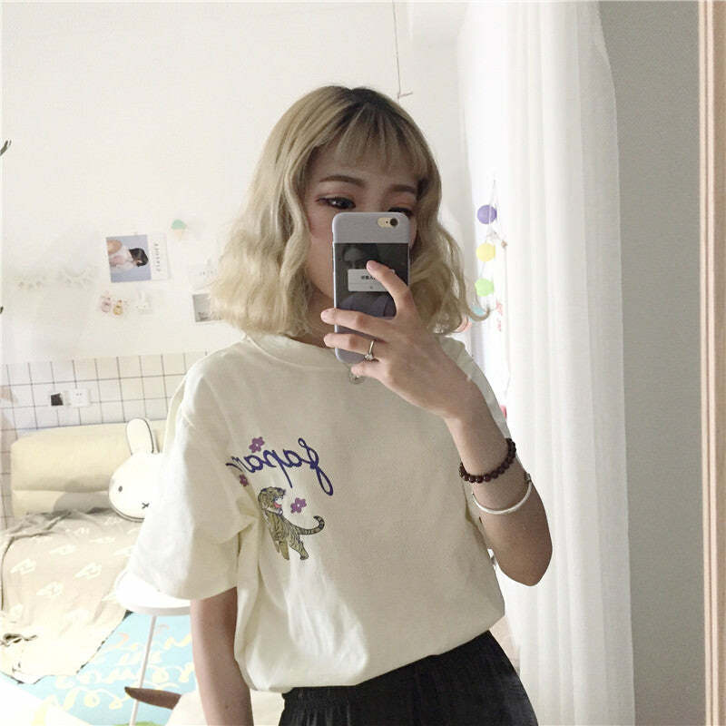 Show Me Japan Tee: Trendy Outfit Ideas for Concerts, Casual