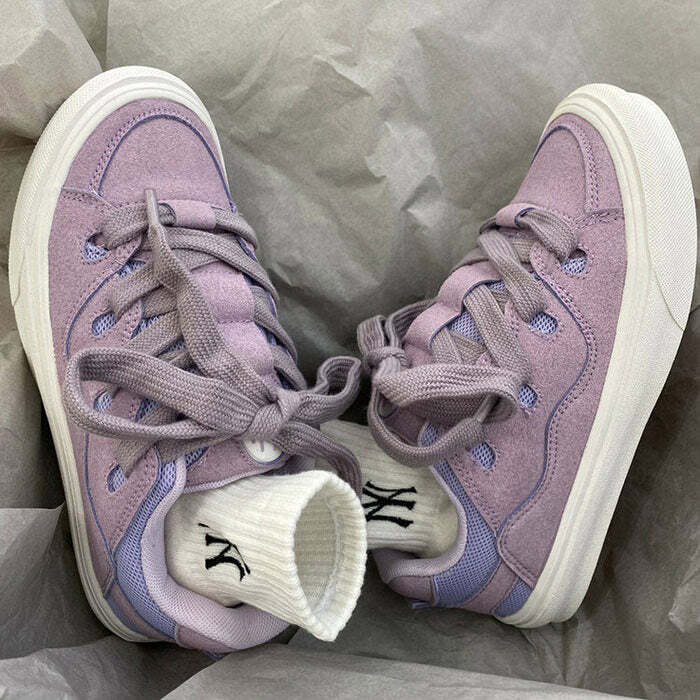 Skater Lavender Sneakers: Perfect for Spring Outfits & Concert Outfit Ideas