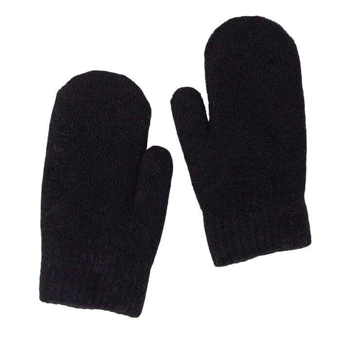 Soft Aesthetic Warm Gloves: Perfect for Spring Outfits & Concert Outfit Ideas