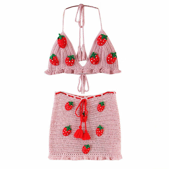 Strawberry Crochet Top & Skirt Co-Ord: Cute Outfit Ideas for Spring