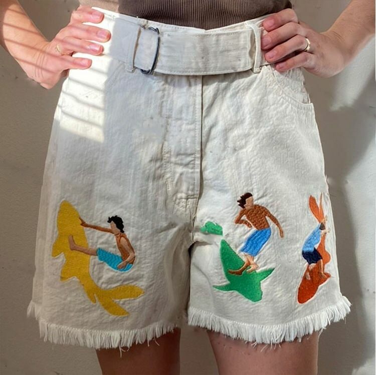 Surfing & Sharks Embroidery Shorts: Trendy Summer Outfit Ideas