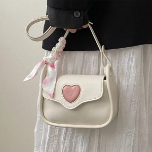 Sweetheart Charm Shoulder Bag: Perfect for Concerts, Dates & Everyday Outfits