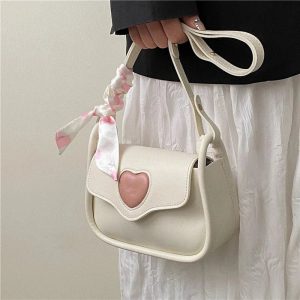 Sweetheart Charm Shoulder Bag: Perfect for Concerts, Dates & Everyday Outfits