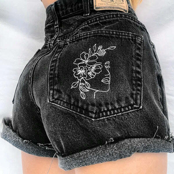 Trendy Aesthetic Outlines Embroidery Shorts for Stylish Spring Outfits