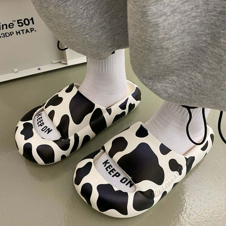 Trendy Animal Behavior Foam Street Slippers for Stylish Outfit Ideas