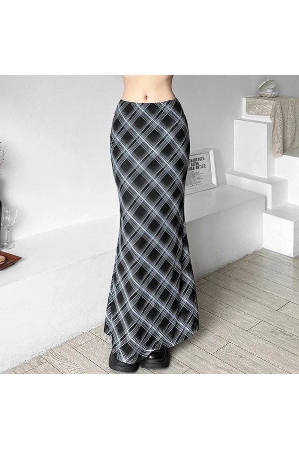 Trendy Black and Blue Plaid Maxi Skirt: Perfect for Spring Outfits