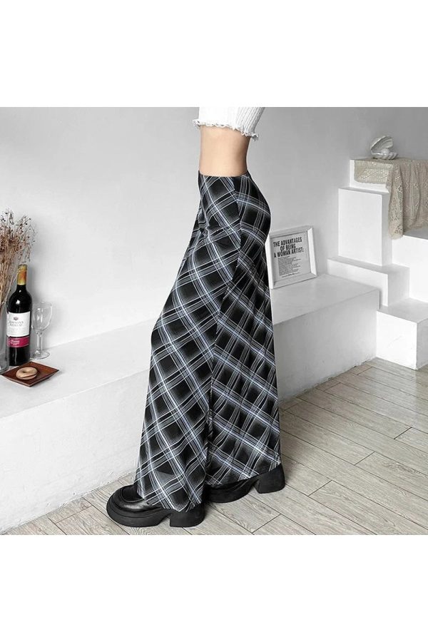 Trendy Black and Blue Plaid Maxi Skirt: Perfect for Spring Outfits