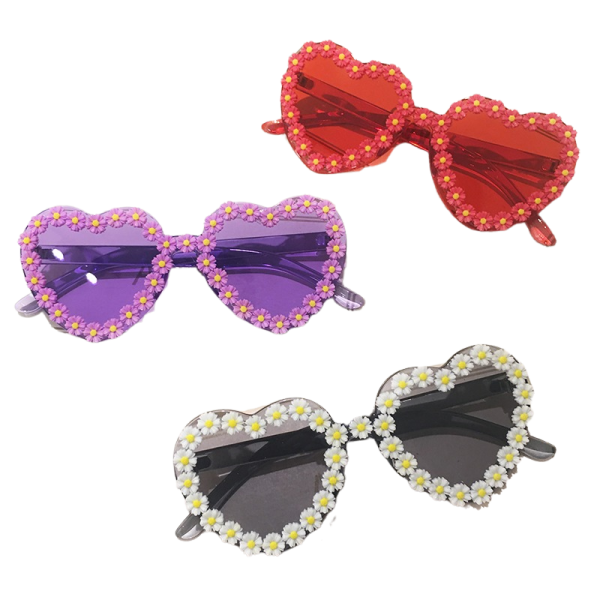 Trendy Daisy Heart Sunglasses for Stylish Spring Outfits & Concert Looks